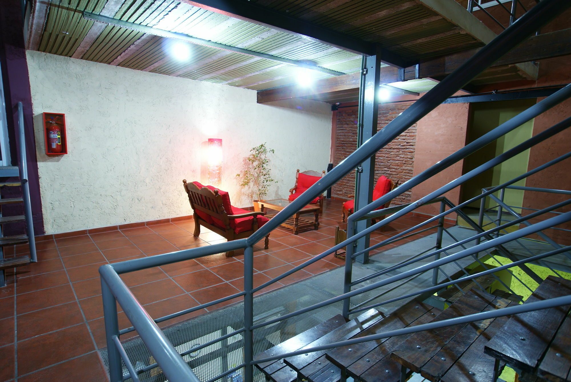 Parada Hotel *